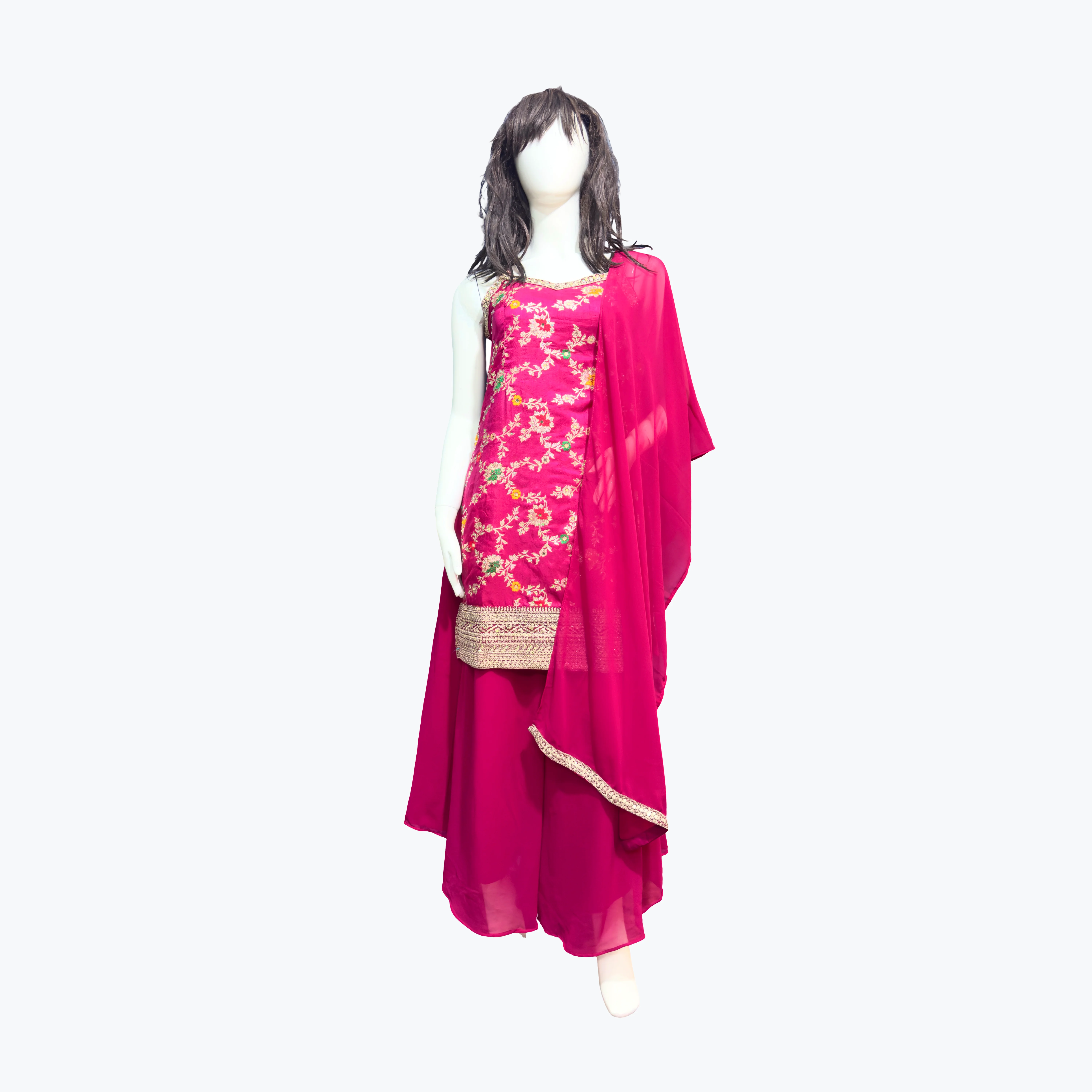 Sleeveless Floral Embroidered Kurta